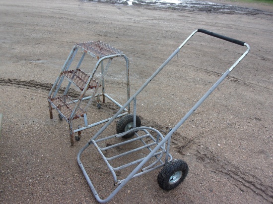 TRASH CART AND 3 STEP PORTABLE STAND