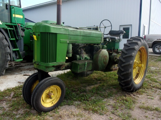 1955 J.D. 60 NARROW FRT., LPTO, NEW BATT., ALT., & 13.6 X 38"