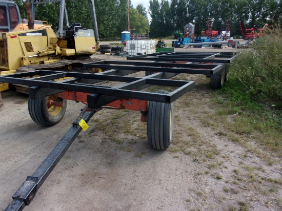9' X21' NEW STEEL RD BALE RACK ON MN 12 TON 3 AXLE TRL.