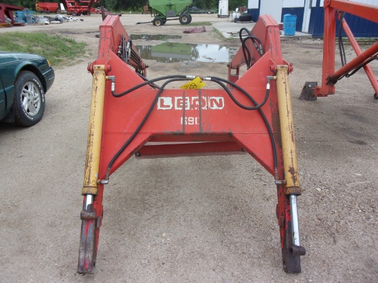 LEON 690 LOADER