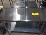 2'X4'X3'H STAINLESS TABLE