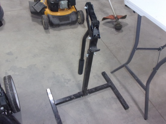 SNOWMOBILE LIFT STAND