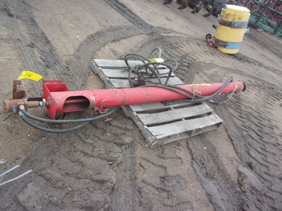 10' x 6" FARM KING HYD. DRILL FILL AUGER