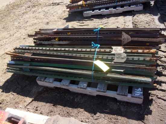 46 - 6' STEEL POSTS