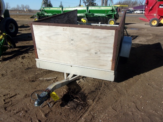 5' X 8' BEAR TRACK AL. SINGLE AXLE TRL., fold up full width ramp, 3' sides, perm license