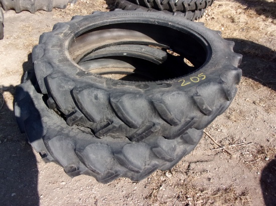 2 - 320/85R-38"