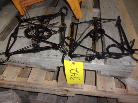 2 #330 CONIBEAR TRAPS