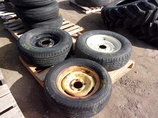 215/65/15" 4 BOLT; 235/75/15 ON 6 BOLT; 235/75/16 ON 5 BOLT
