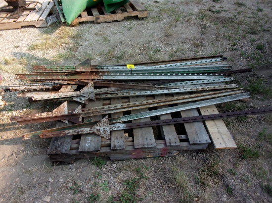 25-5 1/2' T POSTS  (bid x 25)