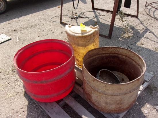 2-20 GAL. FEED TUBS/STOCK TANKS