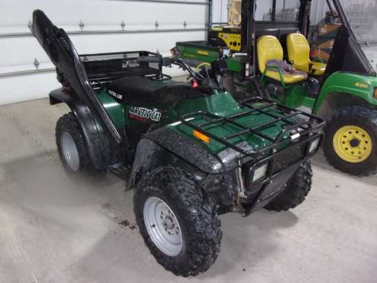 2002 ARCTIC CAT 400  4 x 4, rifle case, back rack, 668 miles, NICE