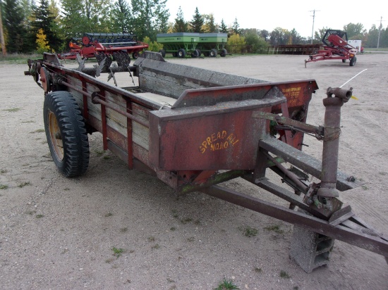 MINNESOTA PTO MANURE SPREADER (110 OR 125), rough - bad floor, manual in office