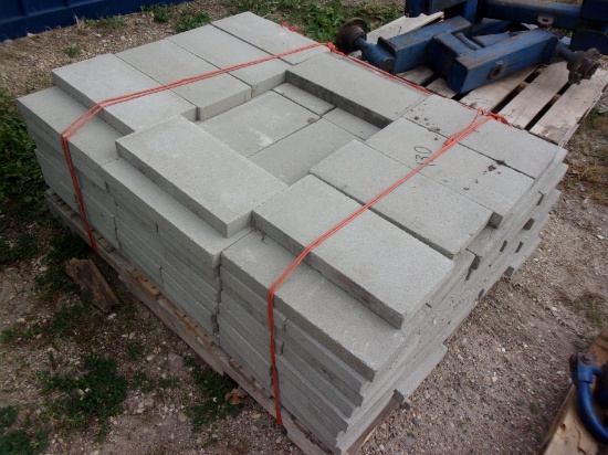 130 PATIO BLOCKS, 7 1/2" X 15 1/2"