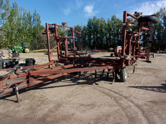 29' WILRICH CHISEL PLOW w/ 3 bar Morris harrow, gd. 4" beavertails, wing singles
