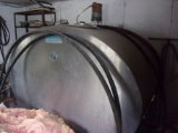 800 GAL. MUELLER BULK TANK w/ compressor, hasn't been used in years