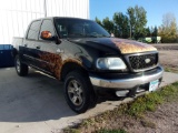 2002 FORD F-150  HARLEY DAVIDSON TRIM, 4 DR. SHT BOX, 4 X 4, auto., runs good