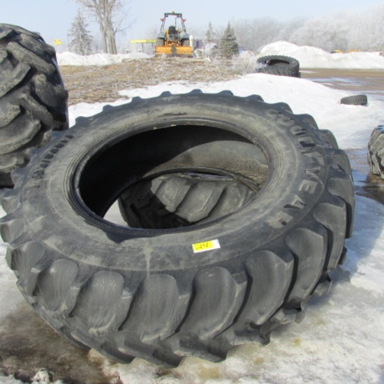 2- GOOD YEAR 520/85R/38 (20.8'S)