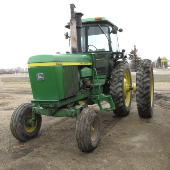 JOHN DEERE 4630, quad range, 3 pt., 2 hyd., 1000 pto, 14.9 R X 46" w/ axle mt. duals, 10:00 x 16"