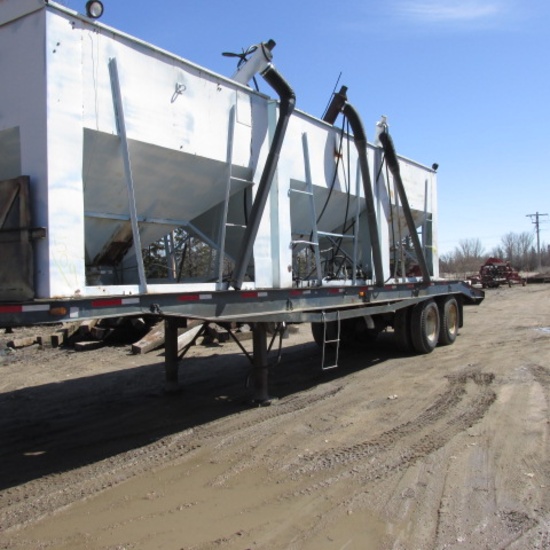 96" X 40' TANDEM AXLE FLATBED w/3 - 9' hyd. hoppers (200 bu. Ea. Or 7-8 T. fert.)