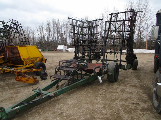 34' HERMAN CULTI HARROW, 3 rank hyd. retractable S tines