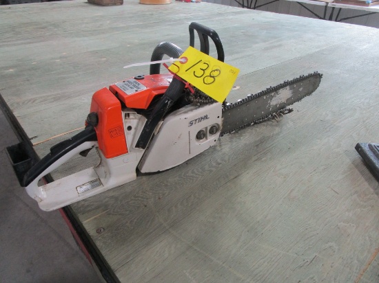 STIHL .024 WOOD BOSS 18" CHAIN SAW w/ extra chain