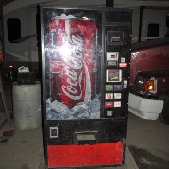 Pop Machine, cools, no lock mechanism