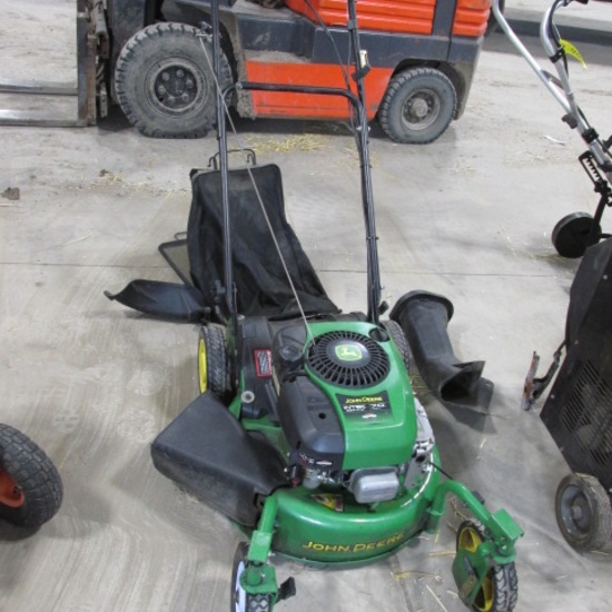 2007 21"  JOHN DEERE JS40 PUSH MOWER, 3 in 1-mulch, bag, or mow,  low hrs., ph. 701 747123