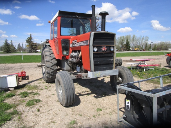 MASSEY FURGUSON  1155, 3 pt., 3 hyd., 1,000/ 540 pto, new A.C. compressor, 18.4 x 38" w/ axle duals