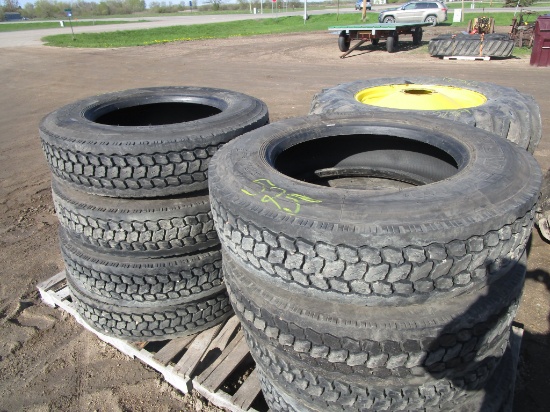 8-285/75R/24.5 VIRGIN GRIP TIRES (BID x 8)