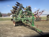 24' WISHEK 842NT TANDEM DISK, wing duals, new hyd. lift cylinders, 29