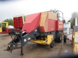 NEW HOLLAND 590 3 X 3’ MED . SQUARE BALER, monitor in office