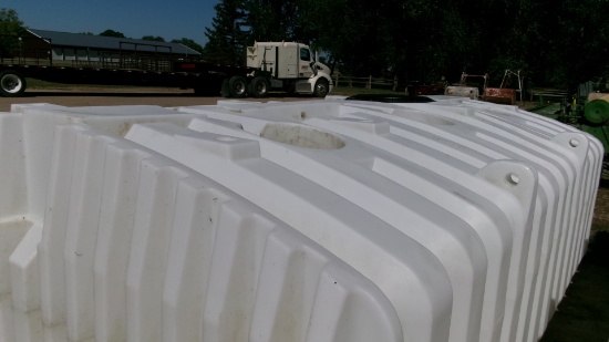 2500 GALLON UNUSED NORWESCO POLY SEPTIC TANK