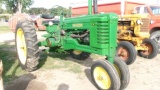 1951 JOHN DEERE B  NARROW FRT., elec. start, PTO, hyd., 12.4 x 38