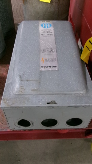 200 AMP. ELECTRICAL BOX