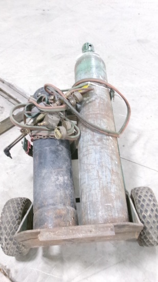 OXY-ACETYLENE TORCH KIT (tanks & cart  included) , cutting head, long hoses