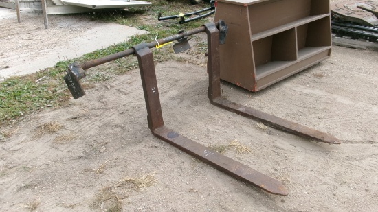 SET OF 41" PALLET FORKS FOR COMPACT TRACTOR LOADER BUCKET
