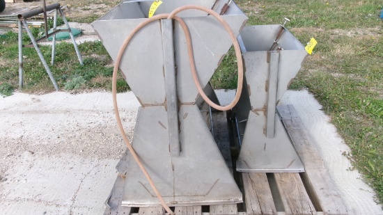 STAINLESS HOG FEEDERS