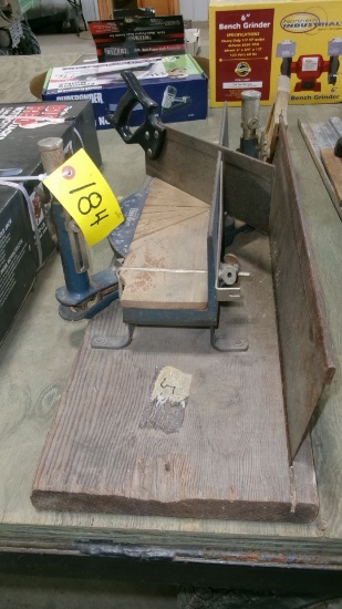 POWER KRAFT MITER BOX w / LARGE & SMALL BACK SAWS
