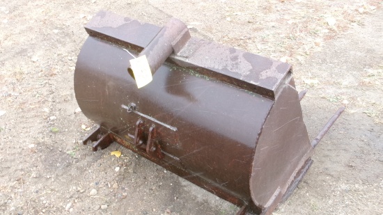 3' LOADER MOUNT MANURE BUCKET
