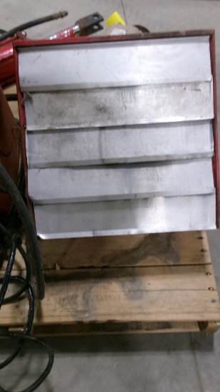 18" X 18" BARN FAN