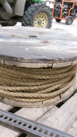 LARGE ROLL OF 3/4" ROPE