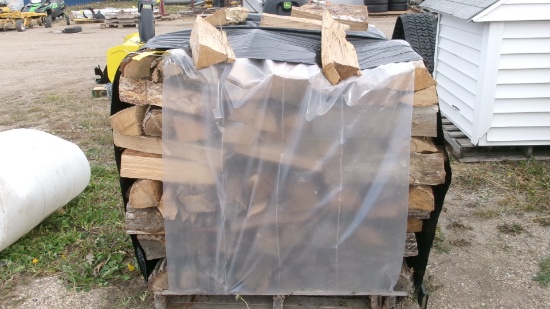 40" X 48" X 36H" PALLET OF CUT, SPLIT & SEASONED OAK