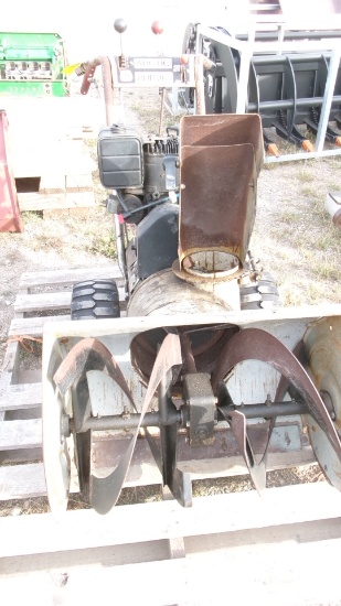 24" 8 H.P. ARCTIC CAT SNOWBLOWER, runs, elec. 110 V. start