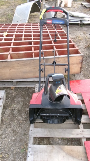 18" TORO POWER CURVE ELECTRIC (corded) SNOWBLOWER