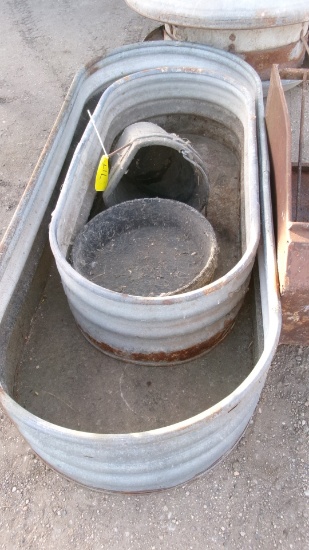 4' & 6' STOCK TANKS, 4- FEED PANS, 2 WATER BUCKETS, HANGING HAY FEEDER