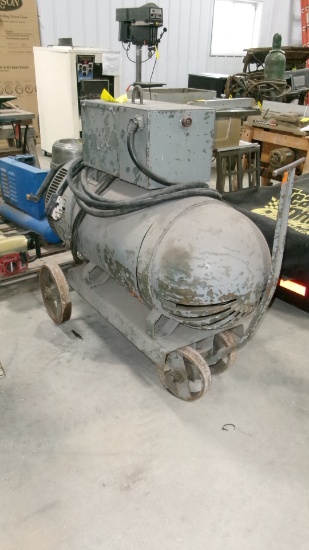 LINCOLN  3 PHASE 250 AMP. DC WELDER