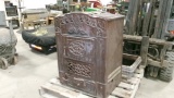 CHANCELLOR WOOD STOVE w / base