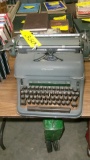 OLYMPIA MANUAL TYPEWRITER