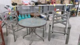 3 'DIAMETER GLASS TOP PATIO TABLE w / 4 chairs