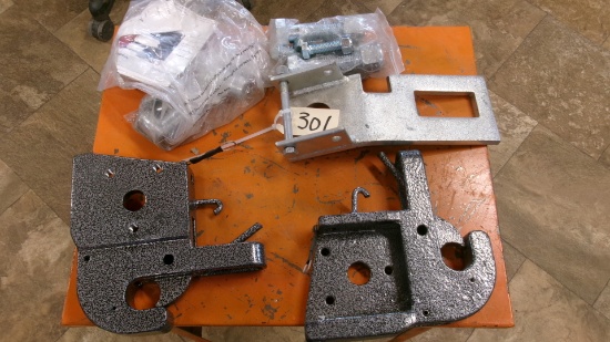 FAST HITCH SYSTEM FOR CAT 1 & 2 THREE POINT HITCHES,  unused